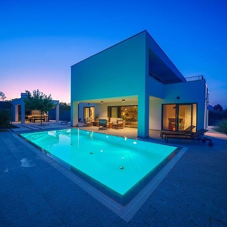 Villa O Vodice Exterior photo