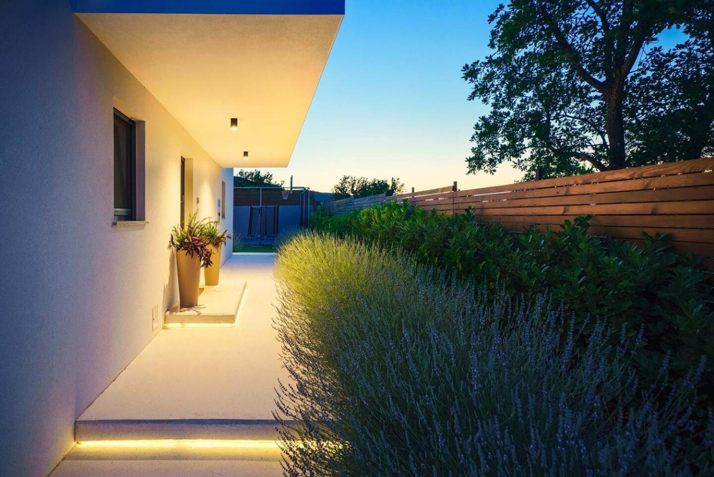 Villa O Vodice Exterior photo