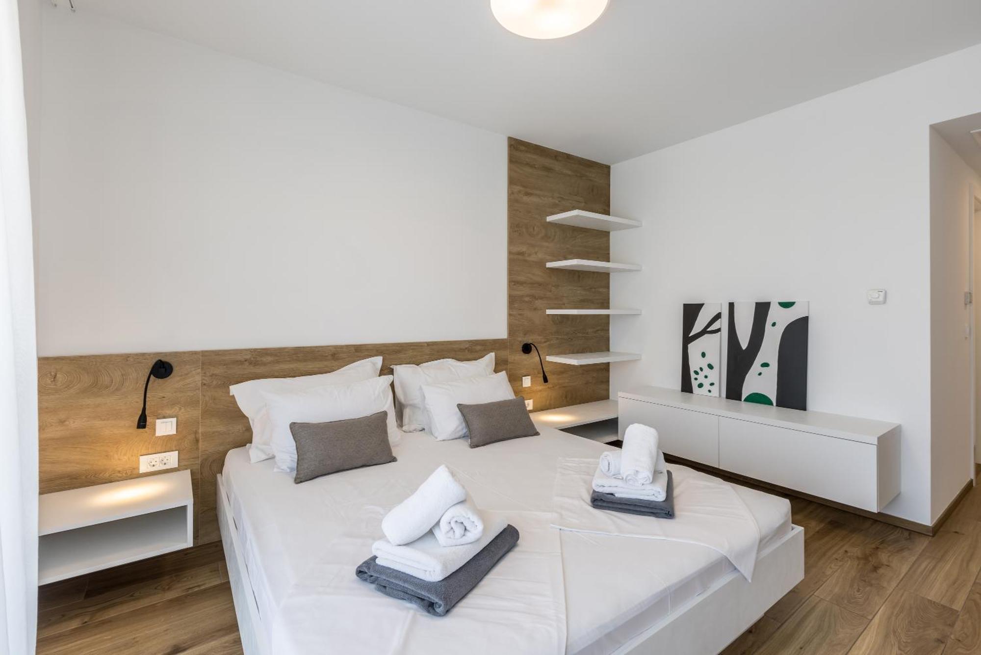 Villa O Vodice Exterior photo